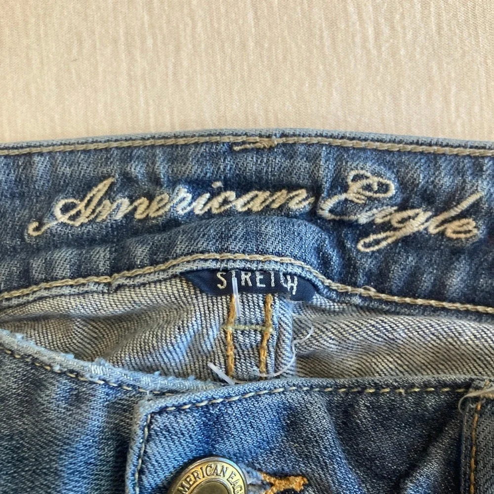 American Eagle Jeans Women 10 (32x28)‎ Favorite Boyfriend Flare Stretch Med Wash